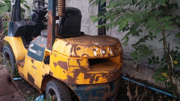 ขายด่วน รถฟอร์คลิฟต์ TOYOTA 25 ขายตามสภาพ