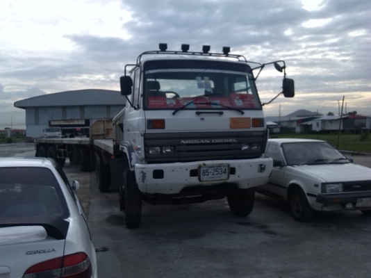 รถนิสสัน cw30 pe6 หาง3เพลา