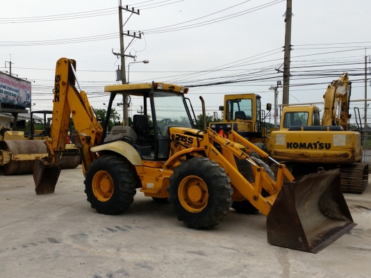 ขาย รถตักหน้าขุดหลัง JCB 215S สภาพสวย นำเข้าจากประเทศสหรัฐอเมริกา 2 เพลา 4x4 92 แรงม้า ไม่เคยผ่านการใช้งานในไทย