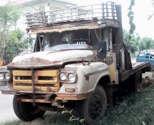 ISUZU TX 145 HP 6BB1 รถหัวยาว 10 ล้อเพลาเดียว เทรลเลอร์ท้ายลาดขึ้นรถแบ็คโฮร PC 120-150 ได้เลยครับ เครื่องยนต์แรงดีมากครับ ภายในเก๋งคอนโซลครบพร้อม พวงมาลัยธรรมดา ช่วงล่างเพลาเดียวเดิมๆสภาพดีพร้อมใช้งาน เอกสารสัญญาซื้อขาย ไม่มีทะเบียนนะครับขายตามสภาพ ราคาต่