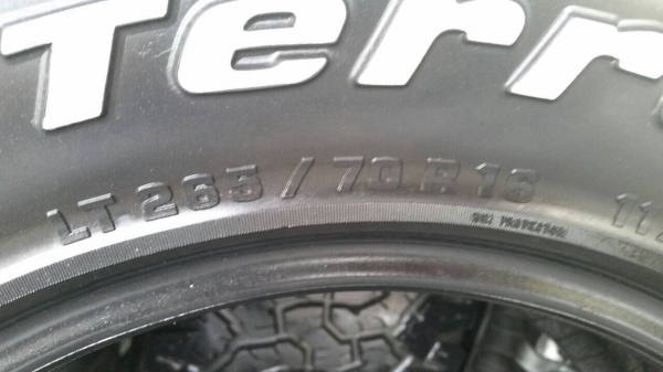 ขายยาง bf all 265/70/16 สวยๆครับ