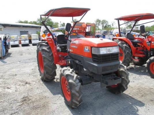 รถไถนา KUBOTA
