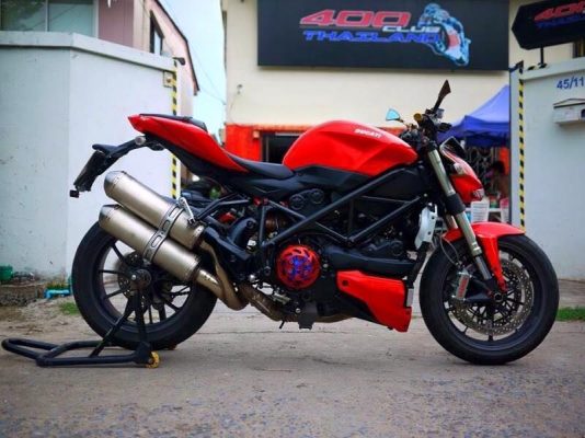 ราคาโครตถูก* ขาย Ducati streetfighter ตัว 1098s พร้อมทะเบียนแท้ไม่ขาดต่อจูงมือโอนขนส่ง