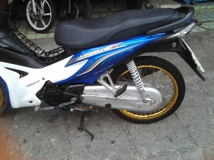 เวฟ110iตาทเท้าปี55