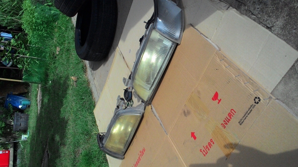 ขายไฟหน้า และไฟหรี่ TOYOTA 3 ห่วง ชุด 1 คัน tel.081-427-3941 ขายไฟหน้า และไฟหรี่ TOYOTA 3 ห่วง ชุด 1 คัน tel.081-427-3941