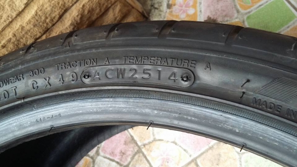 ขายยาง ขอบ 19 ทั้งหมด 5 เส้น 5000 บาท