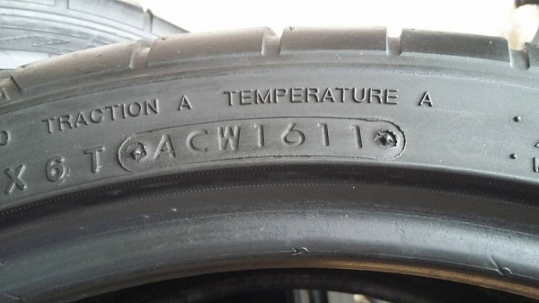 ขายยาง ขอบ 19 ทั้งหมด 5 เส้น 5000 บาท