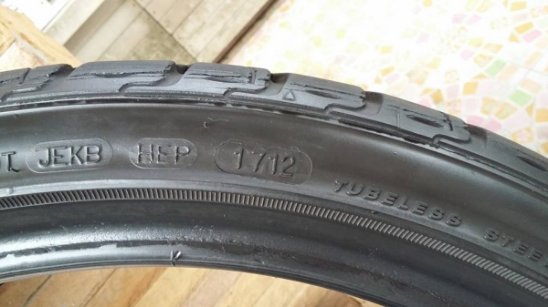 ขายยาง ขอบ 19 ทั้งหมด 5 เส้น 5000 บาท