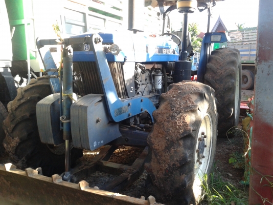 ขาย 7810 สองเพลาพร้อมอุปกรณ์ ดันหน้า หางไถรถบ้านสวย