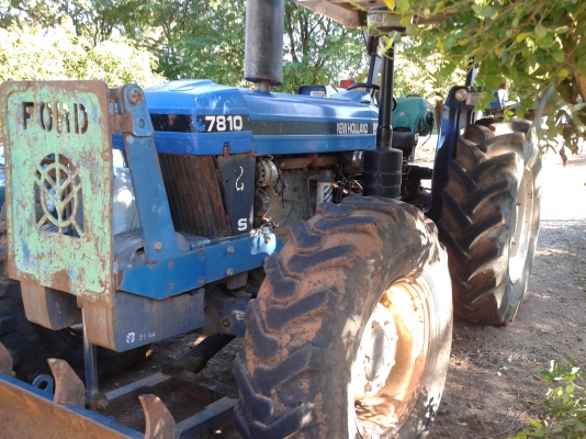 ขาย 7810 สองเพลาพร้อมอุปกรณ์ ดันหน้า หางไถรถบ้านสวย