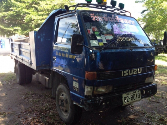 หกล้อ อีซูซุ NKR100แรง ดั้ม3คิว สภาพดีสวยเดิม พรัอมใช้งาน ทะเบียนพรัอมโอน