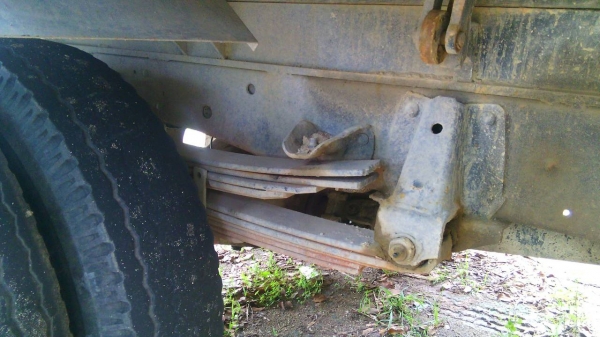 หกล้อ อีซูซุ NKR100แรง ดั้ม3คิว สภาพดีสวยเดิม พรัอมใช้งาน ทะเบียนพรัอมโอน