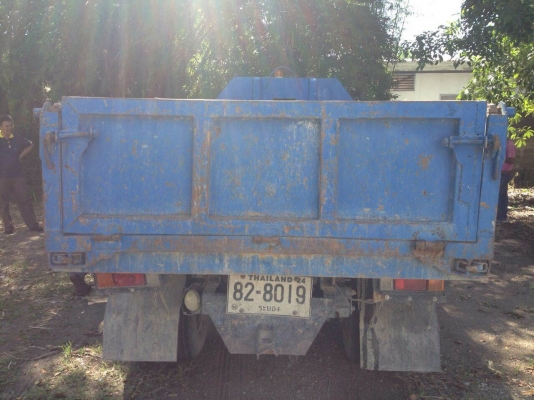 หกล้อ อีซูซุ NKR100แรง ดั้ม3คิว สภาพดีสวยเดิม พรัอมใช้งาน ทะเบียนพรัอมโอน