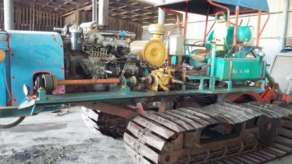 รถตีดิน