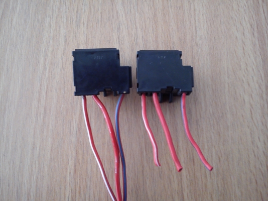 ขั้วไฟหน้า AMP ขนาด H4 ของแท้จากญี่ปุ่น