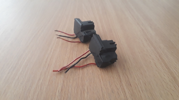 ขั้วไฟหน้า AMP ขนาด H4 ของแท้จากญี่ปุ่น