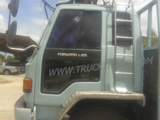 รถบรรทุก 10 ล้อ ISUZU พื้นเรียบ