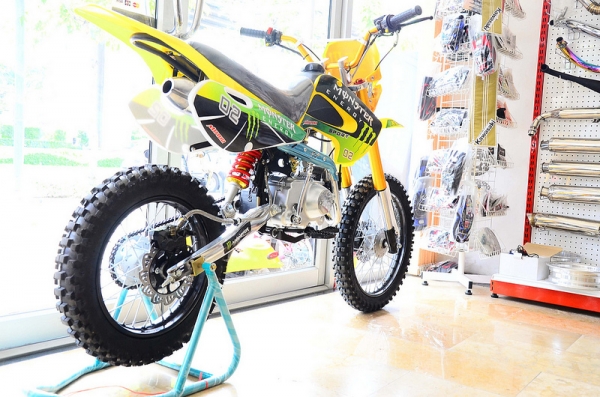 วิบาก 125 CC ลดราคา พิเศษ จาก 29999 เหลือ 19999ลอง แวะ เข้ามา รับ ชม ได้แล้ว ที่ ติดต่อ กดLIKE ได้ที่ FACEBOOK L&amp;P MONKEY SHOP