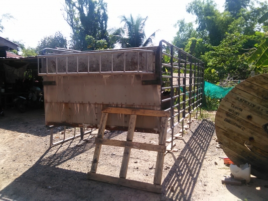 ขายคอกเหล็กรถบรรทุก 6 ล้อ ขายคอกเหล็กรถบรรทุก 6 ล้อ