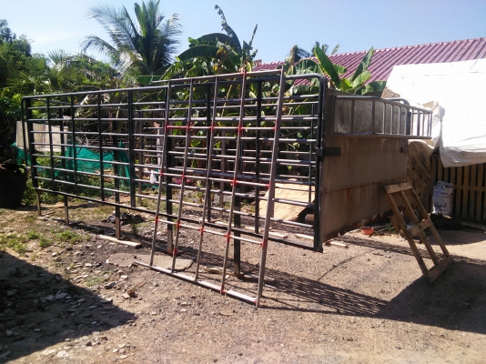 ขายคอกเหล็กรถบรรทุก 6 ล้อ ขายคอกเหล็กรถบรรทุก 6 ล้อ