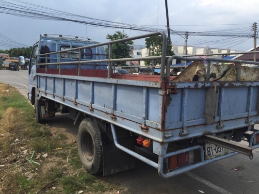 6 ล้อ ISUZU 120 แรง ปี 2539 กระบะเหล็กสวย รถสวยเดิมๆ ไมล์แค่ 180000 กว่าๆ