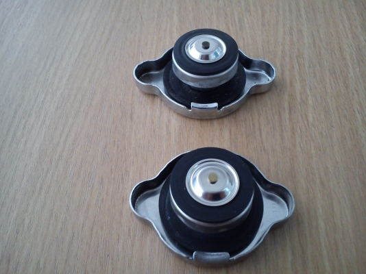 ฝาหม้อน้ำ PITWORK ขนาด 0.9 บาร์ จุกใหญ่ ฝาหม้อน้ำ PITWORK ขนาด 0.9 บาร์ จุกใหญ่