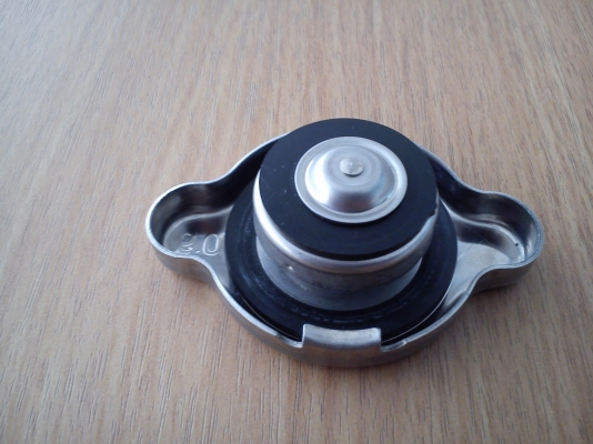 ฝาหม้อน้ำ PITWORK ขนาด 0.9 บาร์ จุกใหญ่ ฝาหม้อน้ำ PITWORK ขนาด 0.9 บาร์ จุกใหญ่