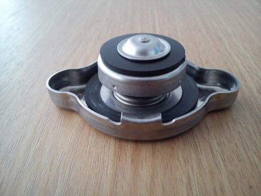 ฝาหม้อน้ำ PITWORK ขนาด 0.9 บาร์ จุกใหญ่ ฝาหม้อน้ำ PITWORK ขนาด 0.9 บาร์ จุกใหญ่