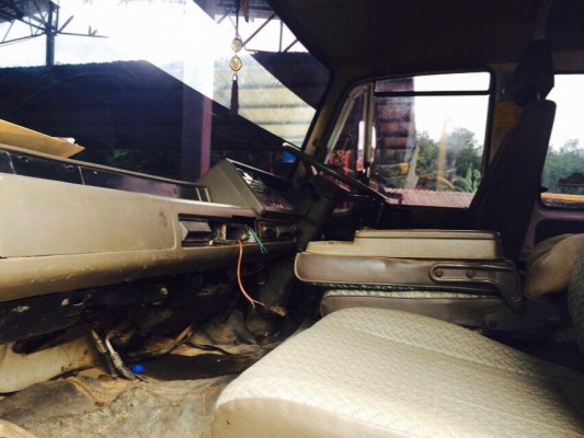 10 ล้อดั้ม 230 แรง NISSAN UDCW430M เครื่อง PE6 รถสวย หัวสวยเดิมบาง คัสซีสวย ยางสวย กระบะดั้มสามมิตร เล่มติดมือ