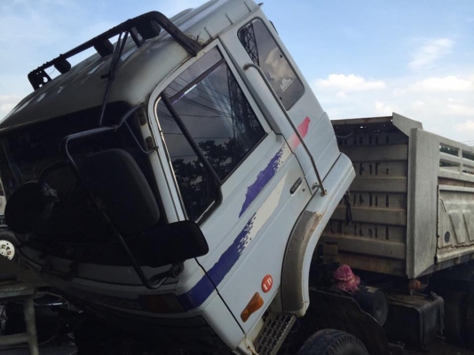 10 ล้อดั้ม 230 แรง NISSAN UDCW430M เครื่อง PE6 รถสวย หัวสวยเดิมบาง คัสซีสวย ยางสวย กระบะดั้มสามมิตร เล่มติดมือ