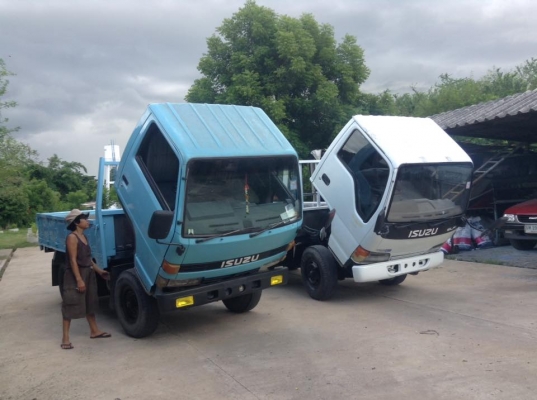 ขายรถอีซูซูnkr4ล้อรถบ้านรถห้างยกหัวใด้ เกียรสั้น