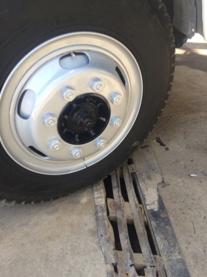 ขาย ISUZU ROCKY 10ล้อ 1 เพลา  FVM32 195 แรง ปี 37 หัวคัซซี