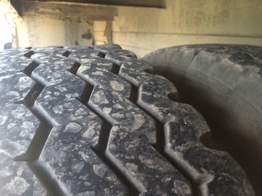 ขาย ISUZU ROCKY 10ล้อ 1 เพลา  FVM32 195 แรง ปี 37 หัวคัซซี