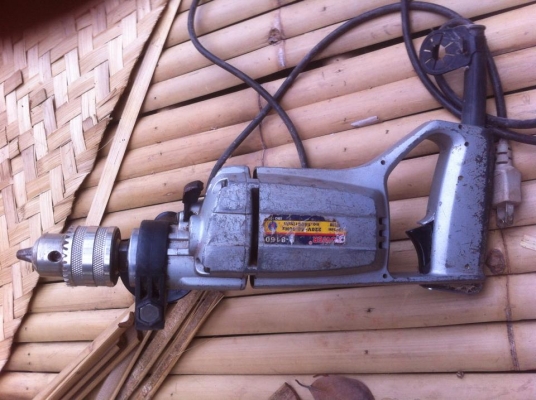 ขายเหมาสว่าน4ตัว(ต้องซ่อม) ขายเหมาสว่าน4ตัว(ต้องซ่อม)