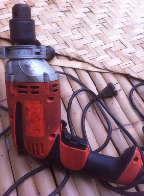 ขายเหมาสว่าน4ตัว(ต้องซ่อม) ขายเหมาสว่าน4ตัว(ต้องซ่อม)