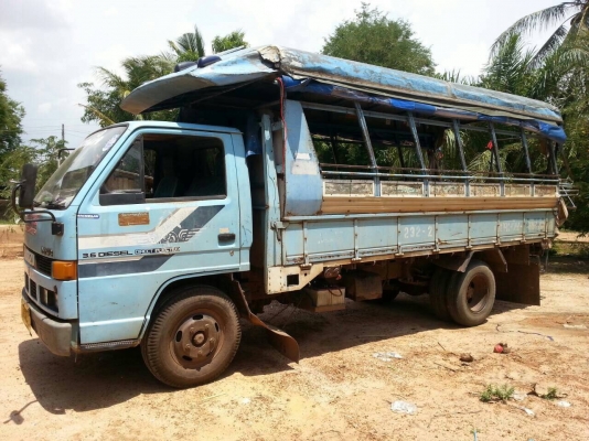 NKR58LKรถรับส่งนักเรียนปี33