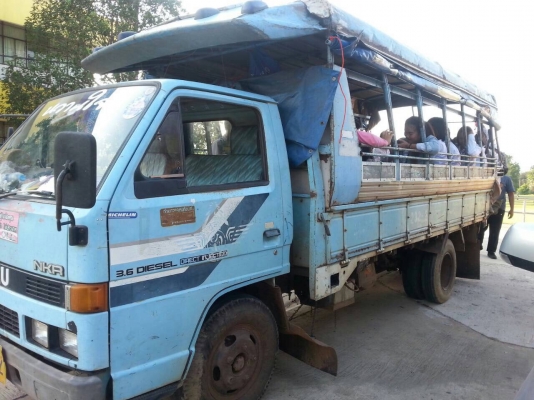 NKR58LKรถรับส่งนักเรียนปี33