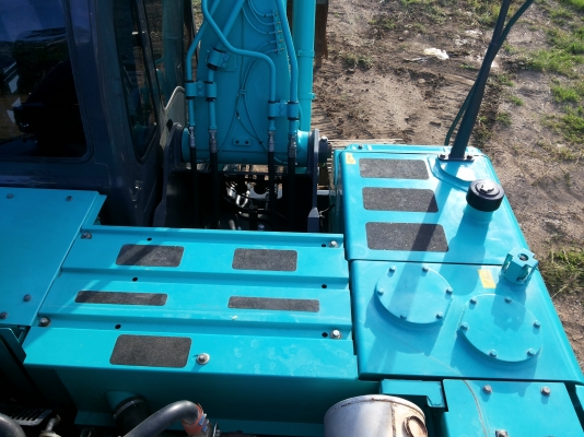 KOBELCO  SK200-8  YN12  SUPER-X