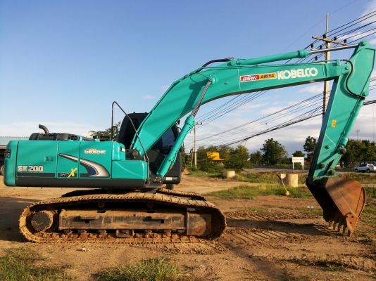 KOBELCO  SK200-8  YN12  SUPER-X