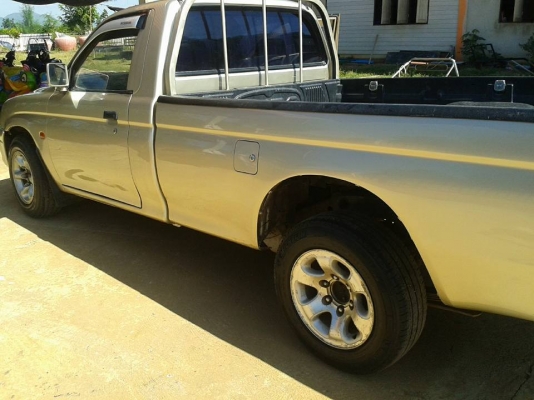 ขายรถมือสองรถบ้าน ติดต่อ 086 6816480 มีเล่มพร้อมโอน สภาพดีพร้อมใช้งาน