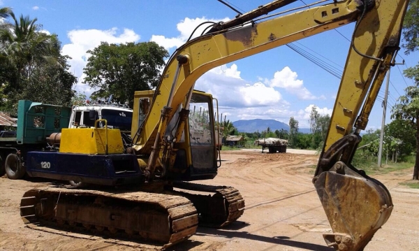 ขายด่วนโคมัตสุ 120 รุ่น 3