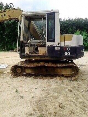 ขาย kOMATSU    โคมัสสุ Pc 60 รุ่น  5