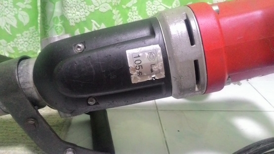 เครื่องสกัดคอนกรีตไฟฟ้า ขนาด 1600 วัตต์ สภาพดีพร้อมใช้งานครับ