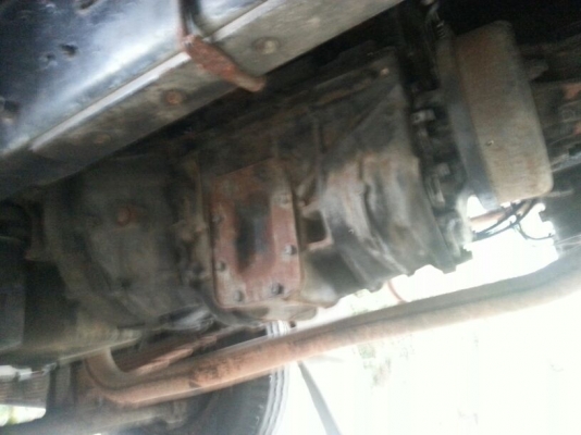 รถอีซูซุ 10 ล้อ หลังถนน FVM 195 แรงม้า. ปี 40 สนใจติดต่อ 081 - 6079515 รถอีซูซุ 10 ล้อ หลังถนน FVM 195 แรงม้า. ปี 40 สนใจติดต่อ 081 - 6079515