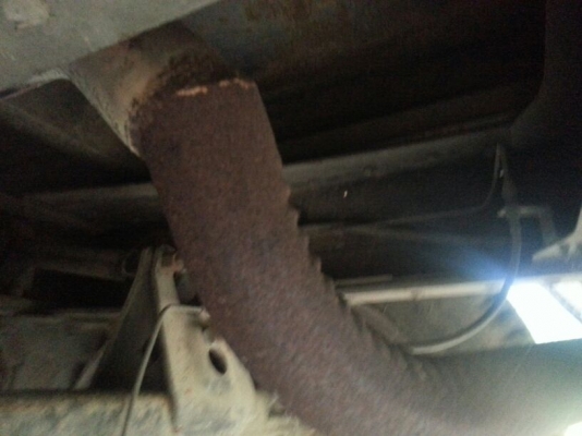 รถอีซูซุ 10 ล้อ หลังถนน FVM 195 แรงม้า. ปี 40 สนใจติดต่อ 081 - 6079515 รถอีซูซุ 10 ล้อ หลังถนน FVM 195 แรงม้า. ปี 40 สนใจติดต่อ 081 - 6079515