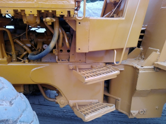 รถตัก CAT 920 สภาพเดิมใช้งานได้ตามปกติ เอวอ่อน ยังไม่ต่อแขน