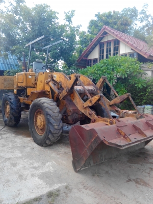 รถตัก CAT 920 สภาพเดิมใช้งานได้ตามปกติ เอวอ่อน ยังไม่ต่อแขน