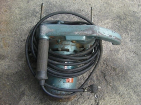 ขายเครื่องตัดไม้ ตัดกระเบี้ยงเก่าญี่ปุ่นใช้ไฟ 110V พร้อมใช้ ราคา 3,600บ. ขายเครื่องตัดไม้ ตัดกระเบี้ยงเก่าญี่ปุ่นใช้ไฟ 110V พร้อมใช้ ราคา 3,600บ.