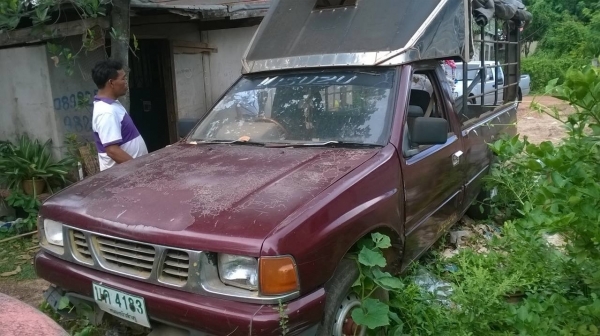 ขายรถกระบะตอนเดียว ISUZU TFR 87 ปี 35 เครื่องดี คัสซีมีผุด้านซ้าย กระบะสแตนเลส ทะเบียนครบพร้อมโอน