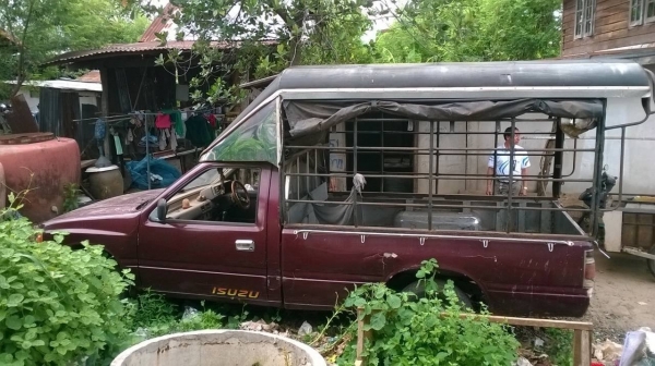ขายรถกระบะตอนเดียว ISUZU TFR 87 ปี 35 เครื่องดี คัสซีมีผุด้านซ้าย กระบะสแตนเลส ทะเบียนครบพร้อมโอน